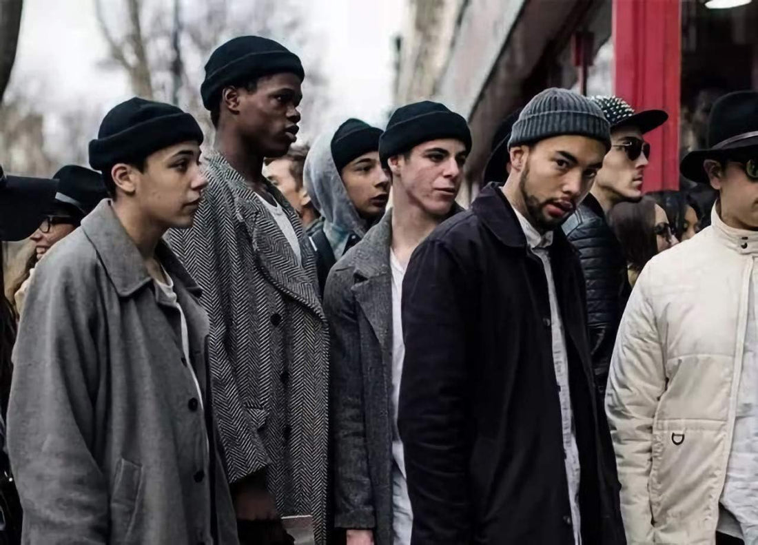 Comment doubler un pantalon transparent ? Le secret que personne n’ose avouer (et qui peut vous éviter la honte)