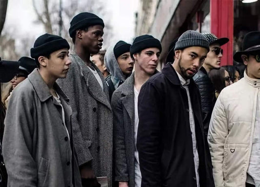 Comment doubler un pantalon transparent ? Le secret que personne n’ose avouer (et qui peut vous éviter la honte)